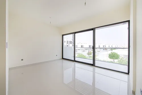 6 Bedrooms Villa in Aurum Villas
