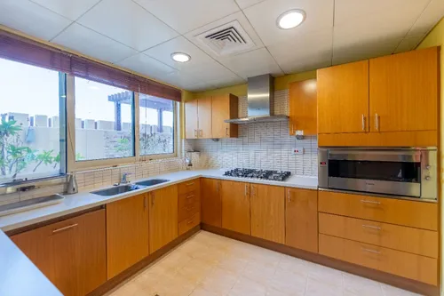 5 Bedrooms Villa in Al Ward