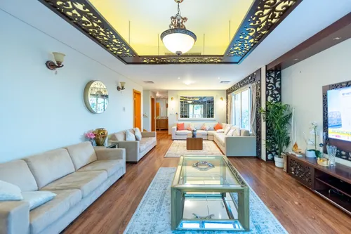 Corner | Upgraded | Luxury Villa | Extra Kitchen