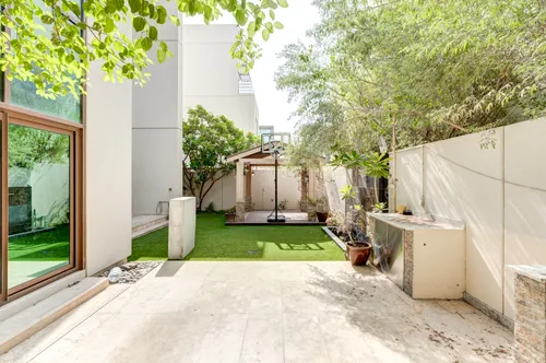 6 Bedrooms Villa in Grand Views