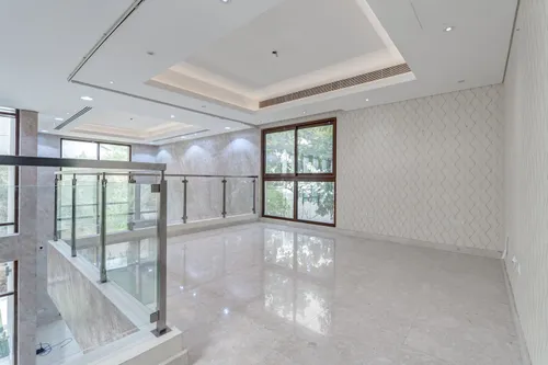 6 Bedrooms Villa in Grand Views
