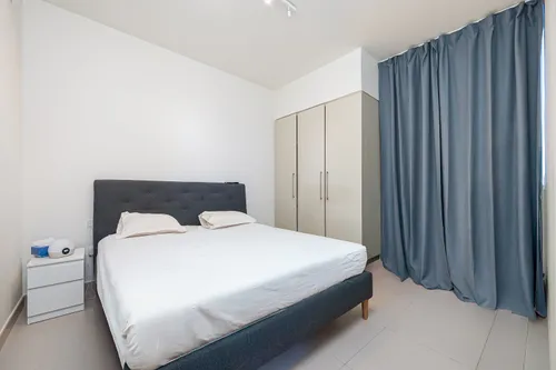 4 Bedrooms Townhouse in Maple 3