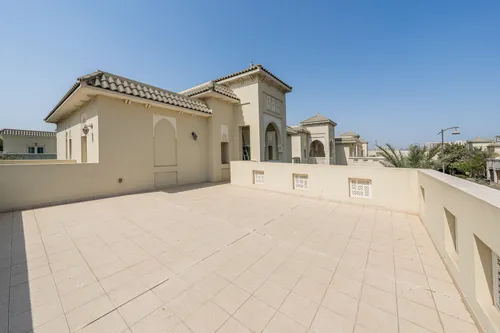 3 Bedrooms Villa in Quortaj 2
