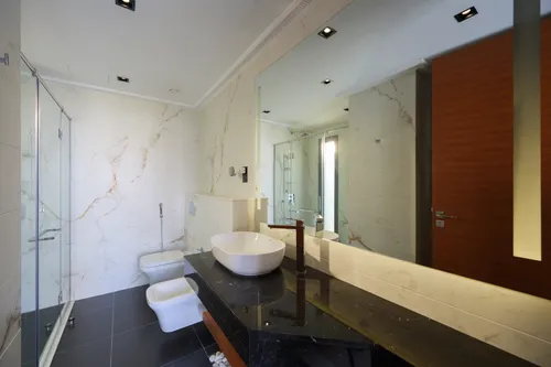 6 Bedrooms Villa in Entertainment Foyer