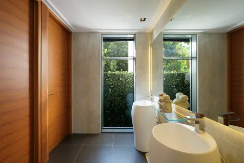 6 Bedrooms Villa in Entertainment Foyer