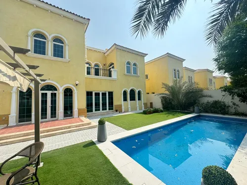 3 Bedrooms Villa in Jumeirah Park Homes