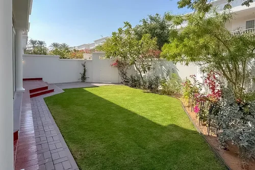 4 Bedrooms Villa in Al Safa 2 Villas