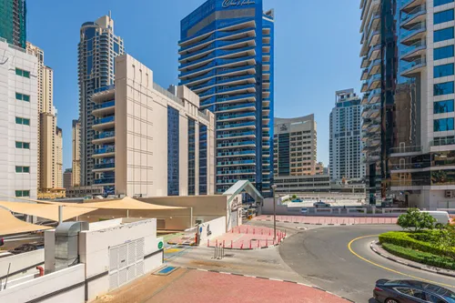 2 Bedrooms Apartment in Dubai Marina Moon