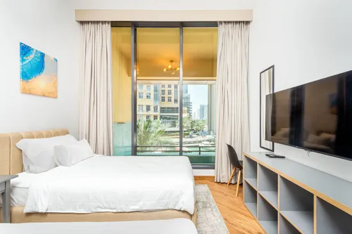 2 Bedrooms Apartment in Dubai Marina Moon