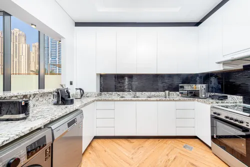 2 Bedrooms Apartment in Dubai Marina Moon