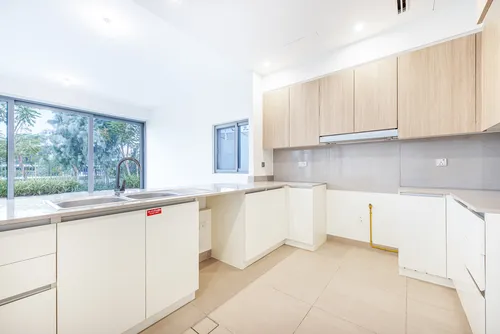 5 Bedrooms Villa in Sidra Villas I