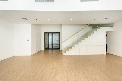 3 Bedrooms Villa in Marina Quays Villas