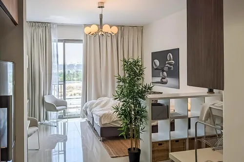 Direct Pool View | Modern Furnishing | Near Mall