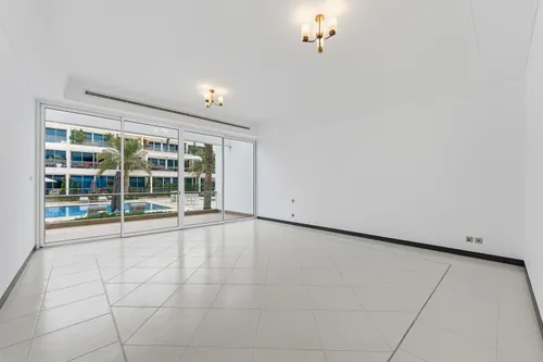 3 Bedrooms Apartment in Sunset Residence