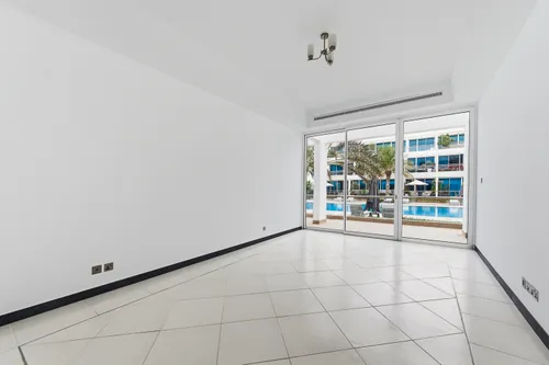 3 Bedrooms Apartment in Sunset Residence