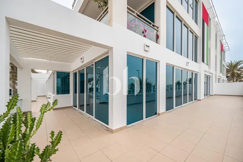 Private Parking | Beach Access | Exclusive