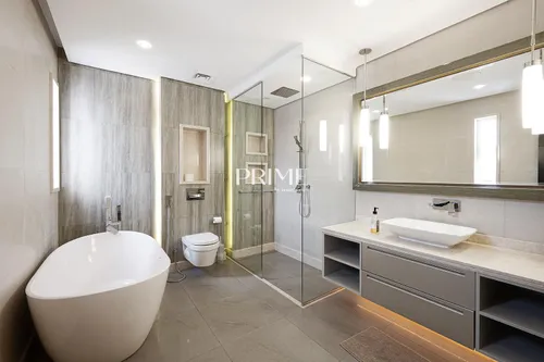 7 Bedrooms Villa in Polo Homes