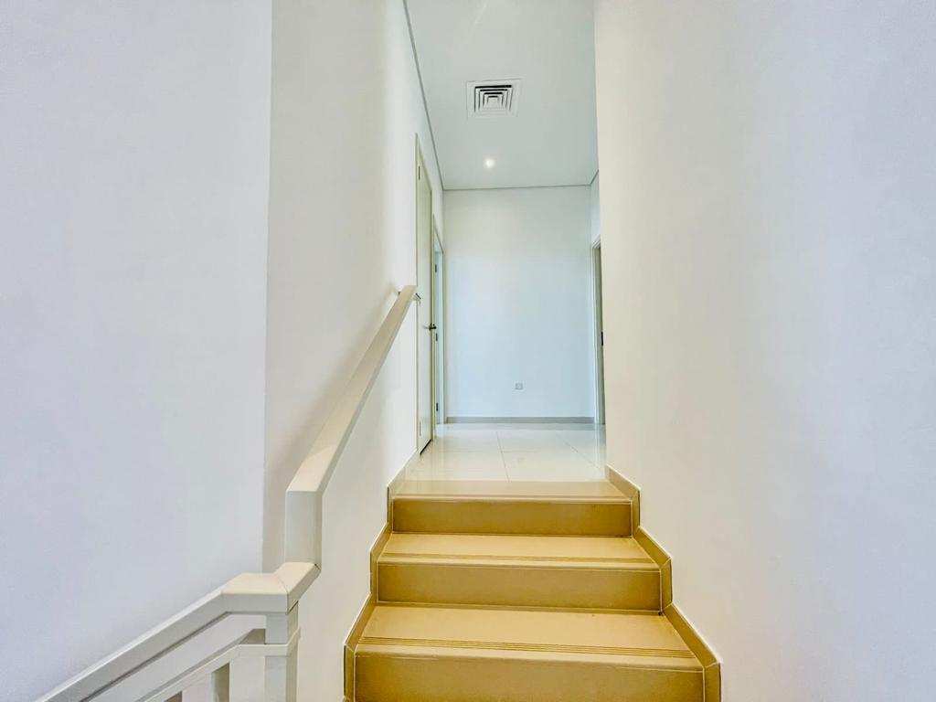 3 Bedrooms Townhouse in Richmond