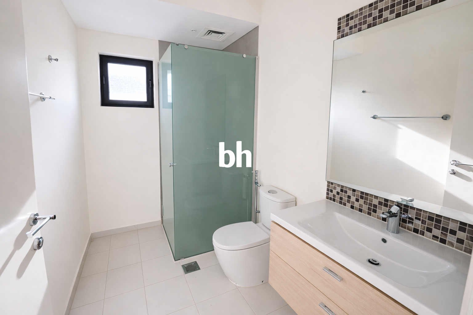 3 Bedrooms Townhouse in Richmond