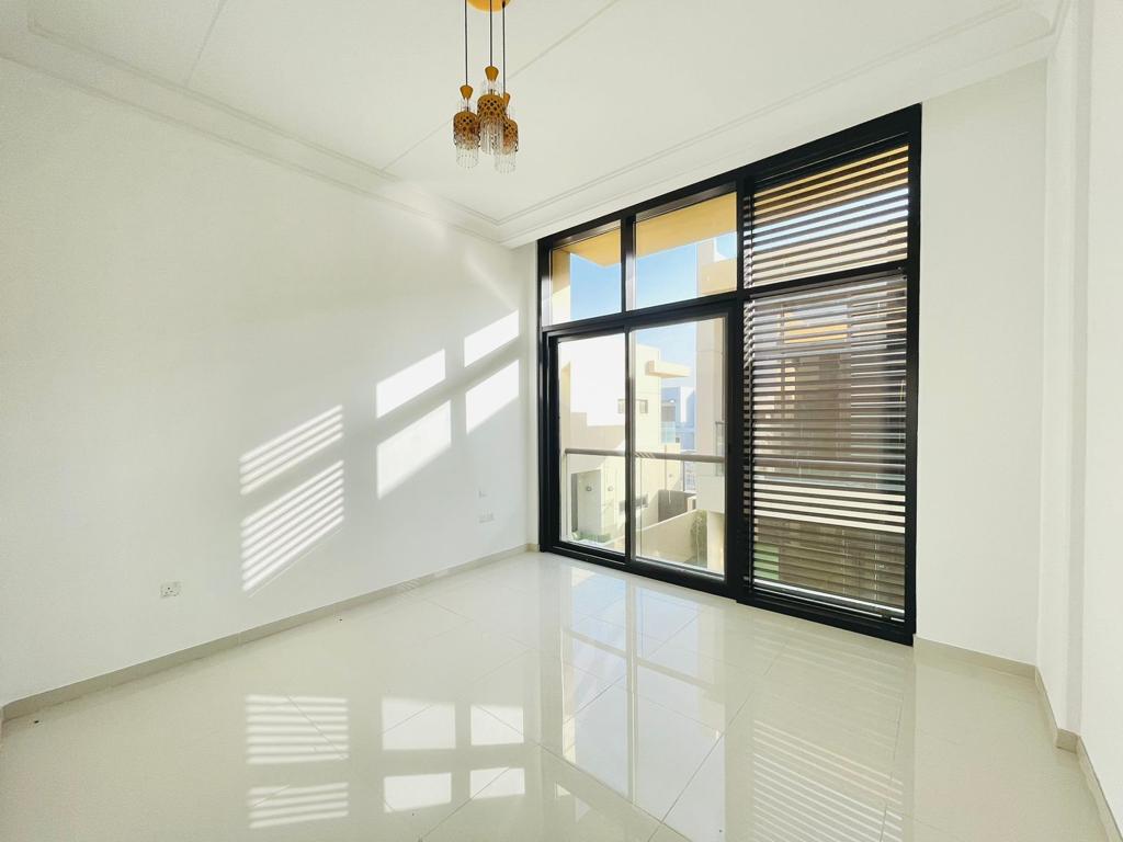 3 Bedrooms Townhouse in Richmond