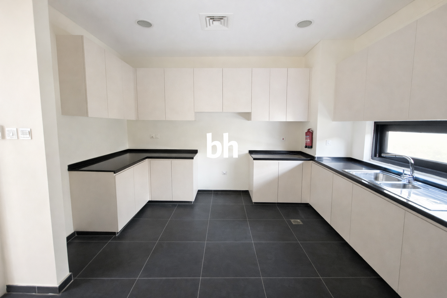 3 Bedrooms Townhouse in Richmond