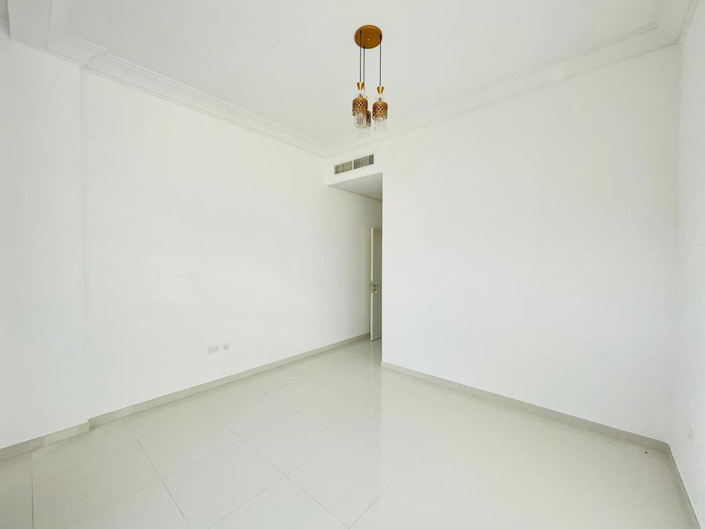 3 Bedrooms Townhouse in Richmond