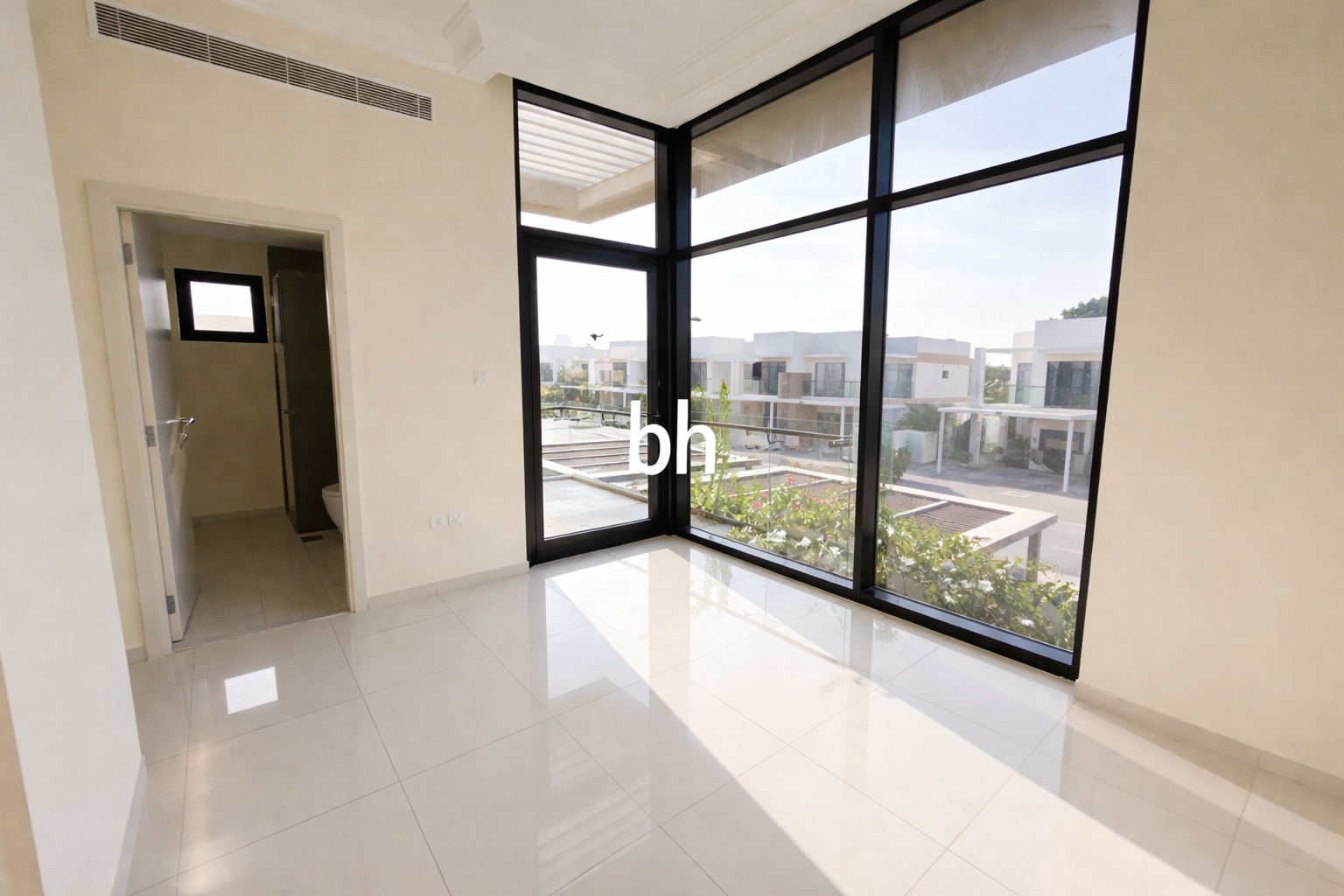 3 Bedrooms Townhouse in Richmond