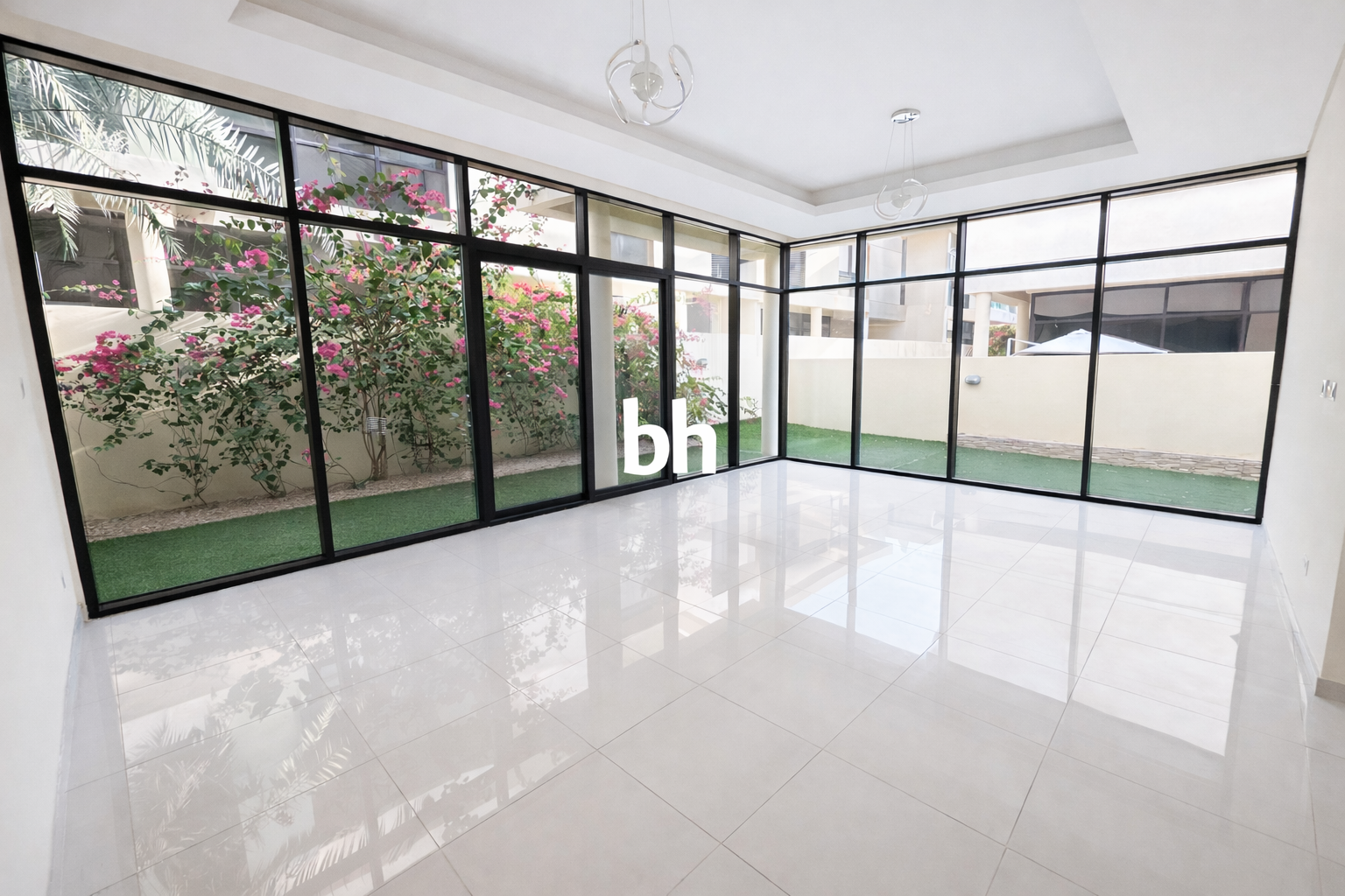 3 Bedrooms Townhouse in Richmond