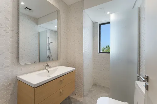 4 Bedrooms Townhouse in Whitefield 1