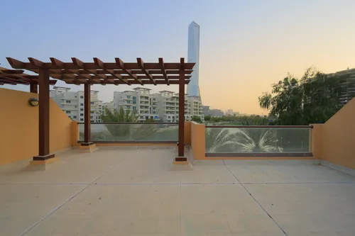 4 Bedrooms Townhouse in Jumeirah Islands Townhouses