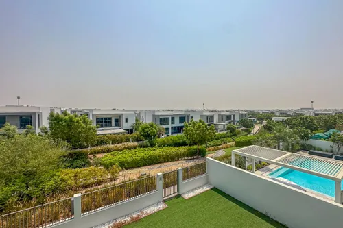 5 Bedrooms Villa in Sidra Villas I
