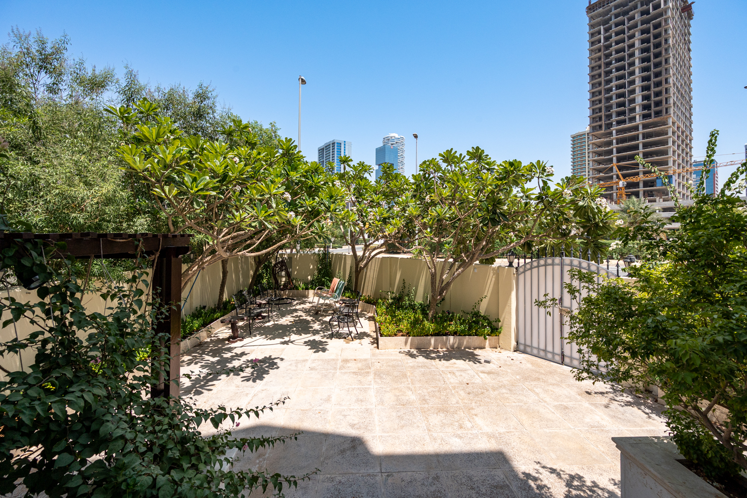 4 Bedrooms Villa in Bachour Villas