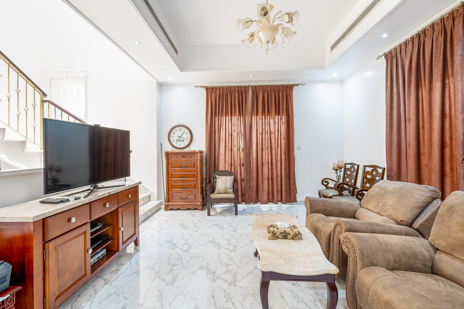 4 Bedrooms Villa in Bachour Villas