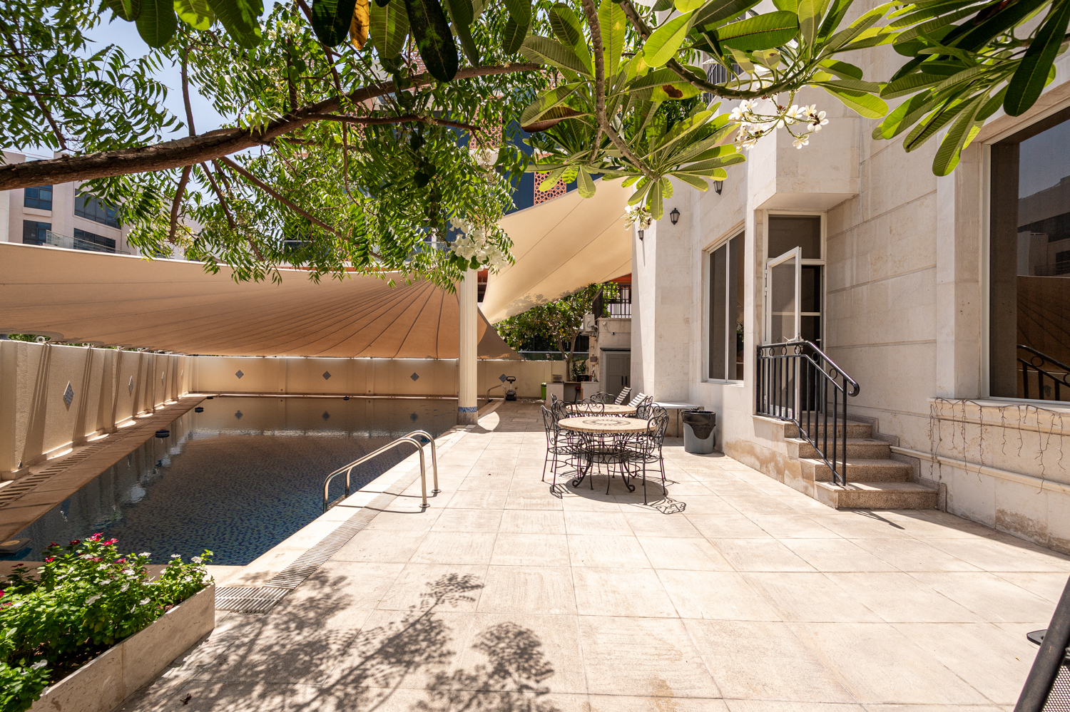 4 Bedrooms Villa in Bachour Villas