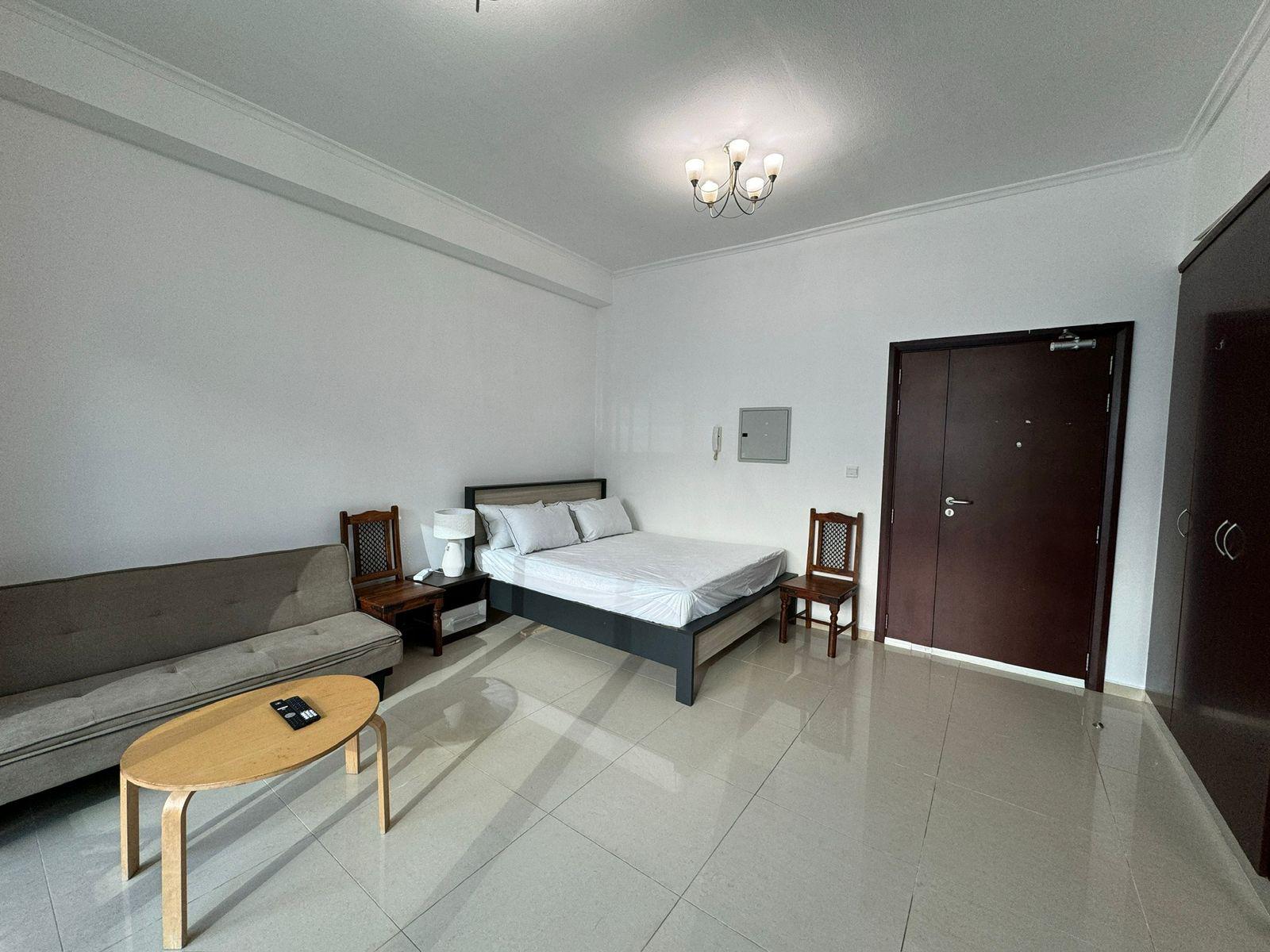  Apartment in DEC Tower 2