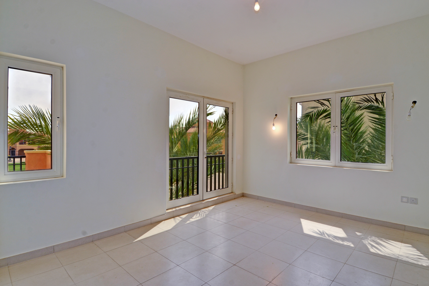 5 Bedrooms Villa in Hacienda