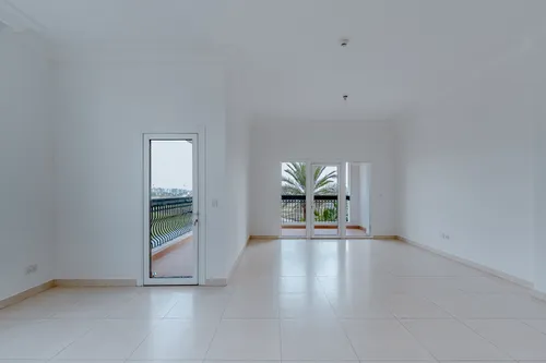 3 Bedrooms Apartment in Ansam 4