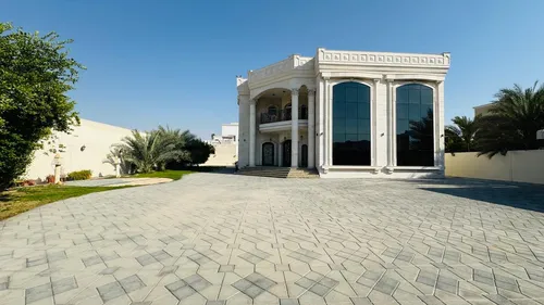 5 Bedrooms Villa in Al Barsha 3 Villas
