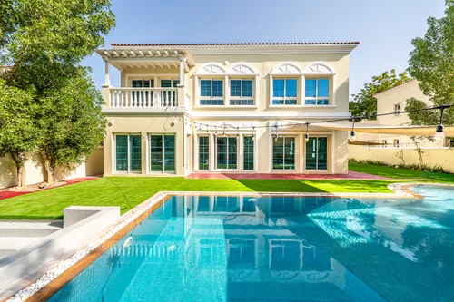 4 Bedrooms Villa in Mediterranean Villas