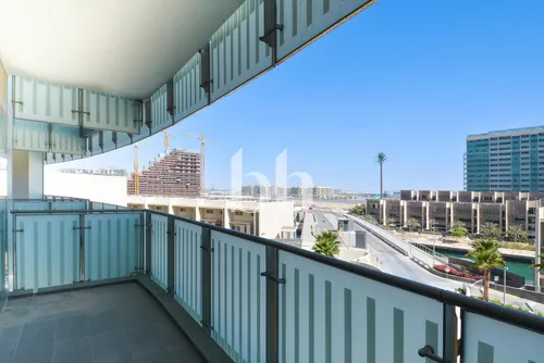 Community View | Low Floor | Peaceful Community