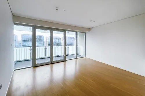 Community View | High Floor | Peaceful Community