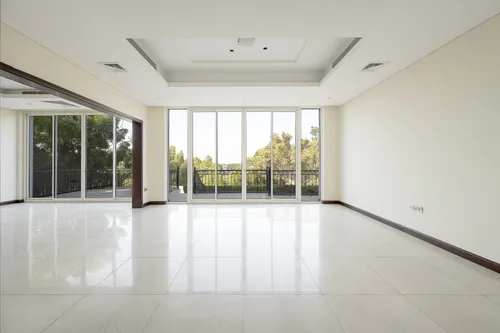 4 Bedrooms Villa in Whispering Pines