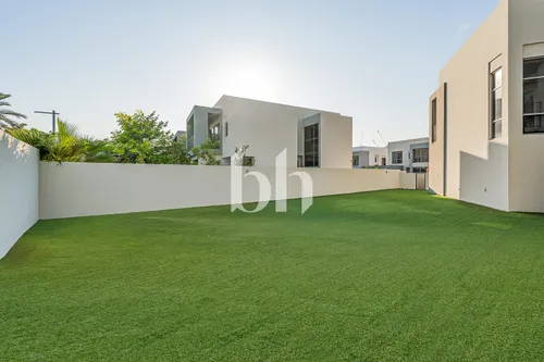 6,600 Sqft Plot | Price Reduction | Vacant Now