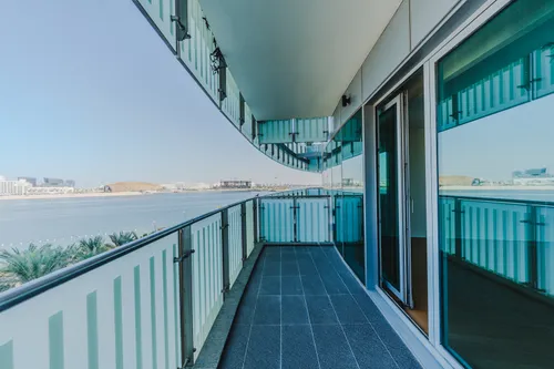 4 Bedrooms Apartment in Al Rahba