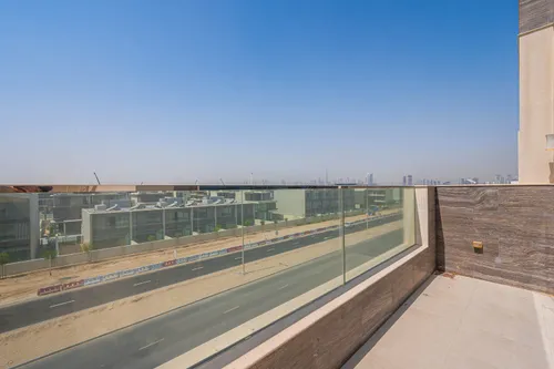 4 Bedrooms Villa in Celia Gardens