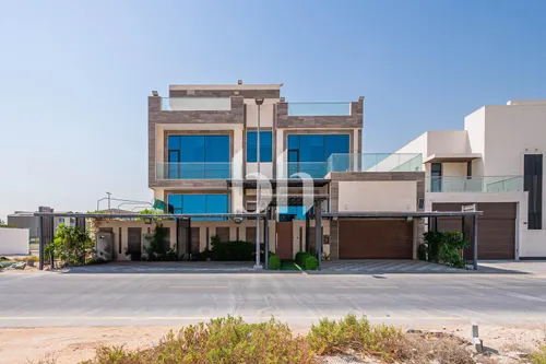 Luxury Villa | Elevator | Private Pool | Roof Top