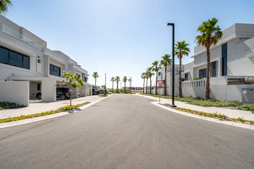 3 Bedrooms Townhouse in California Village