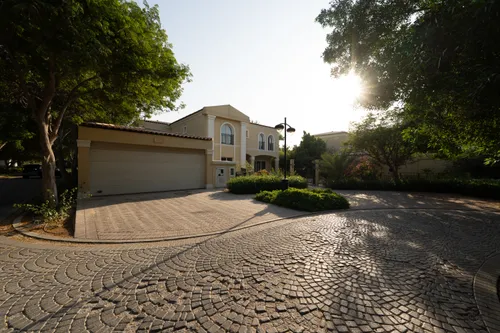 5 Bedrooms Villa in Family Villas