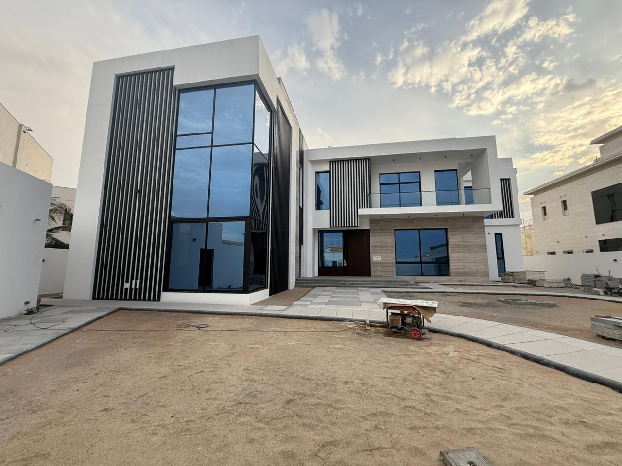 7 Bedrooms Villa in Nad Al Sheba 4