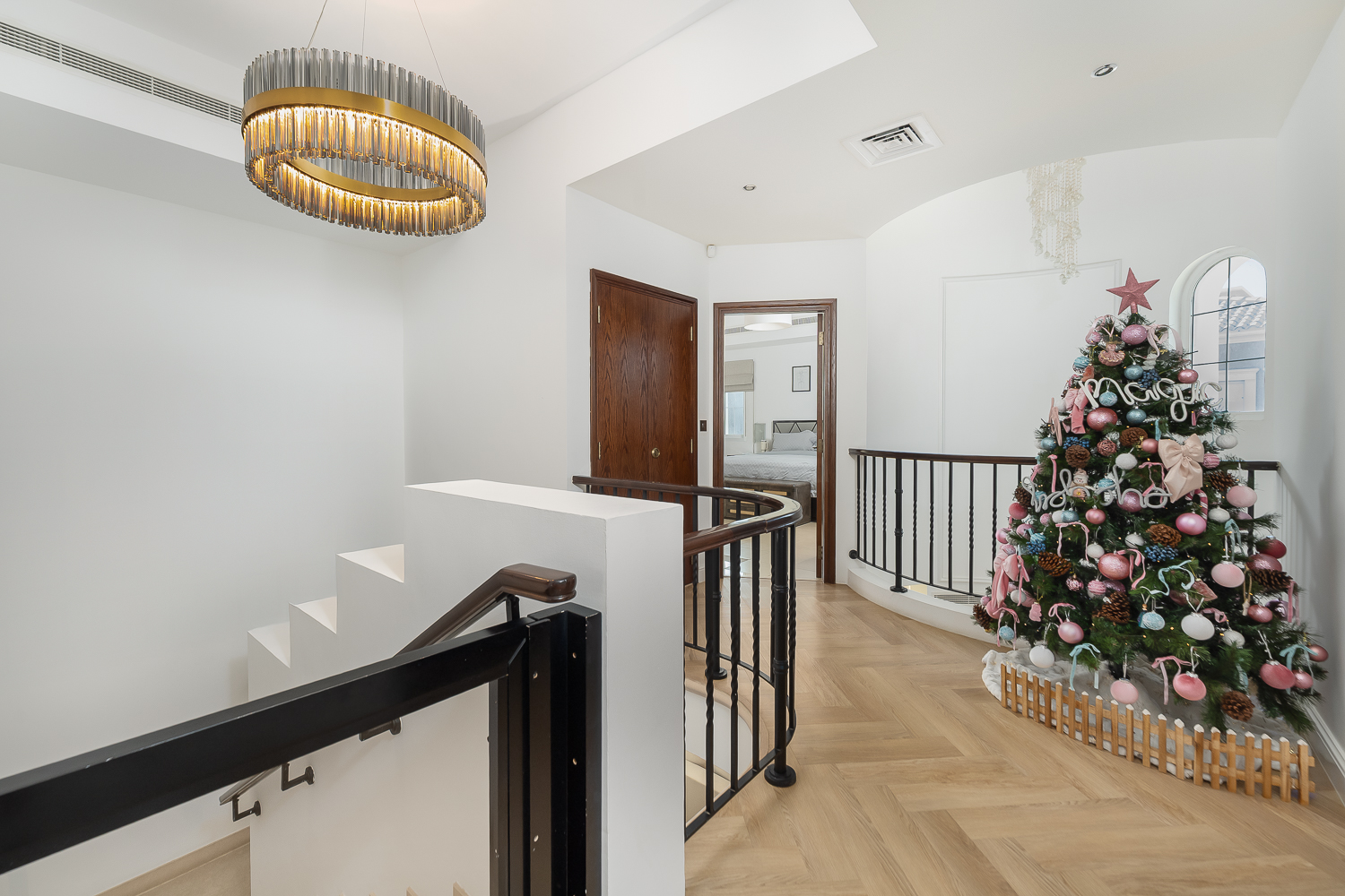 5 Bedrooms Villa in Alvorada 3